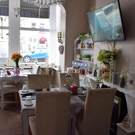 Friends Hotel Blackpool Extérieur photo