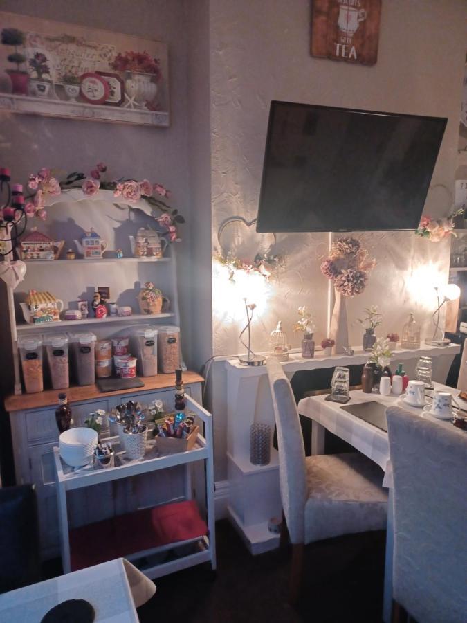Friends Hotel Blackpool Extérieur photo